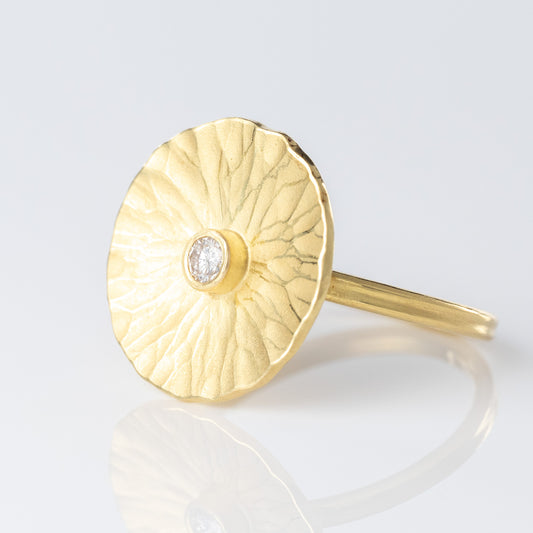 18k & Diamond Radiant Ring