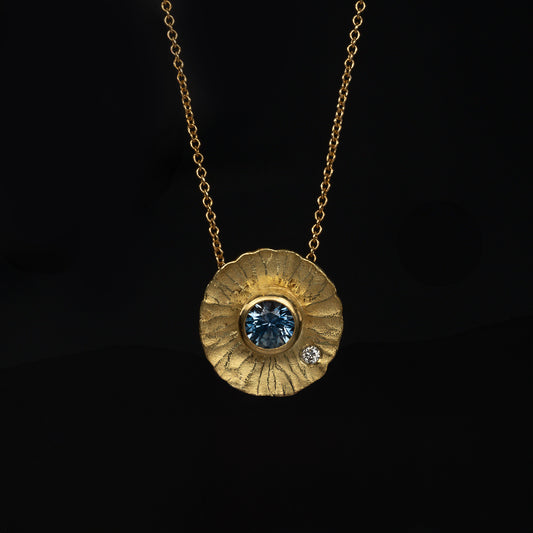 18k & Sapphire Radiant Pendant