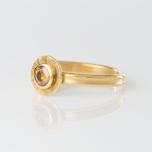 18k & Diamond Hammered Halo Ring