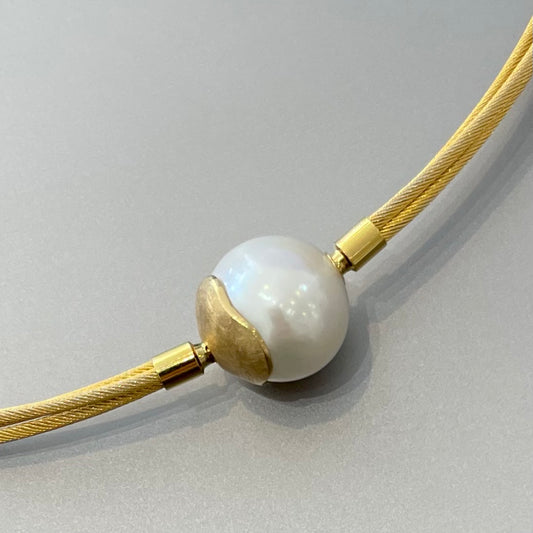 White Freshwater Pearl & 18k Gold Vario Clasp