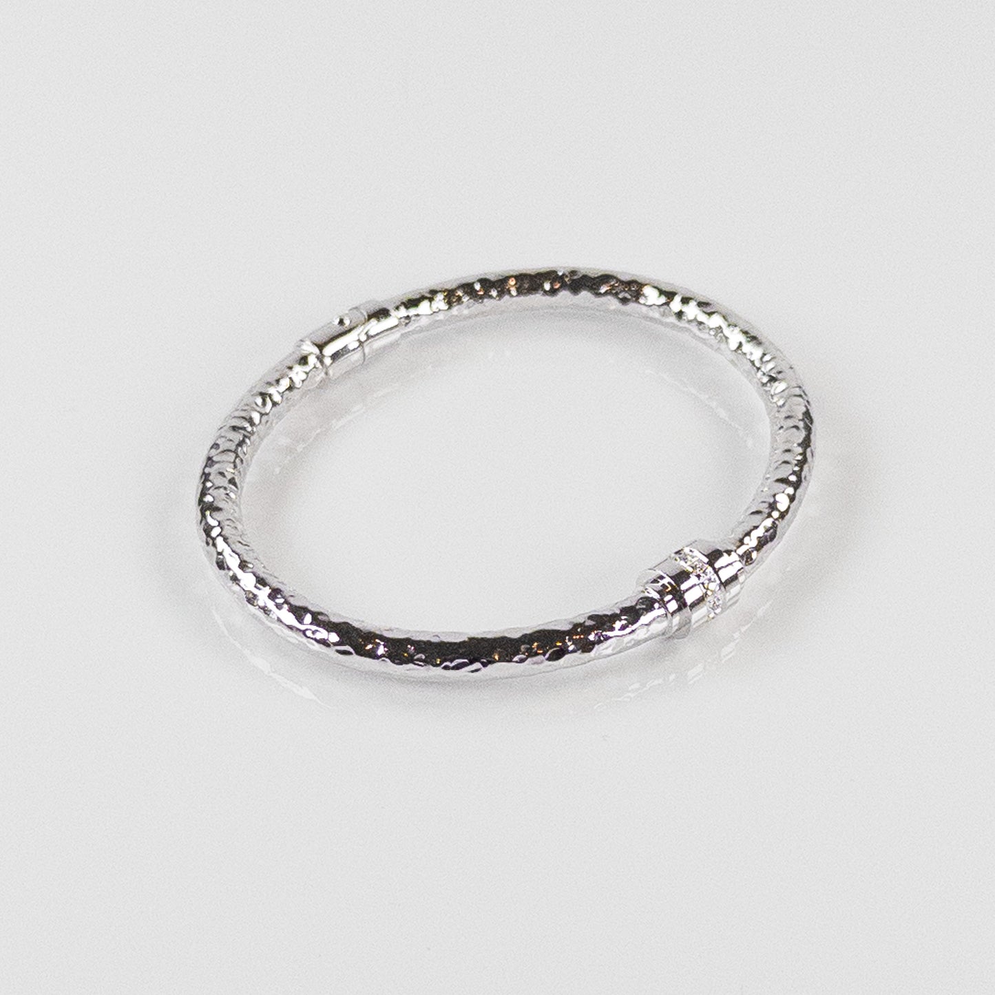 SOHO 5mm Hammered Sterling Silver Bracelet with Diamond Station (0.08ctw)