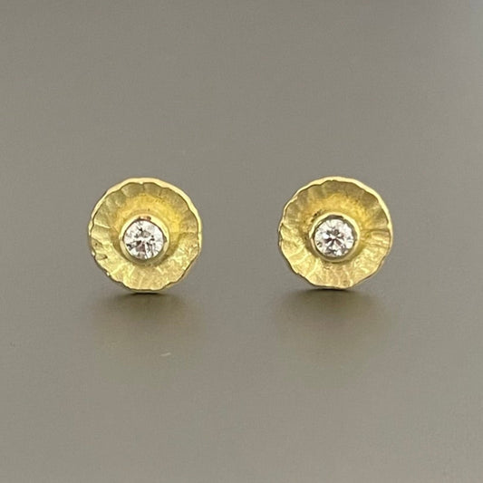 18k & Diamond Radiant Stud Earrings (8mm)
