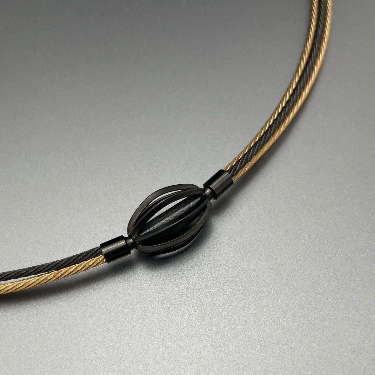 Gold & Anthracite 3-Strand Wire Neck Cord for Vario System, 17.5"