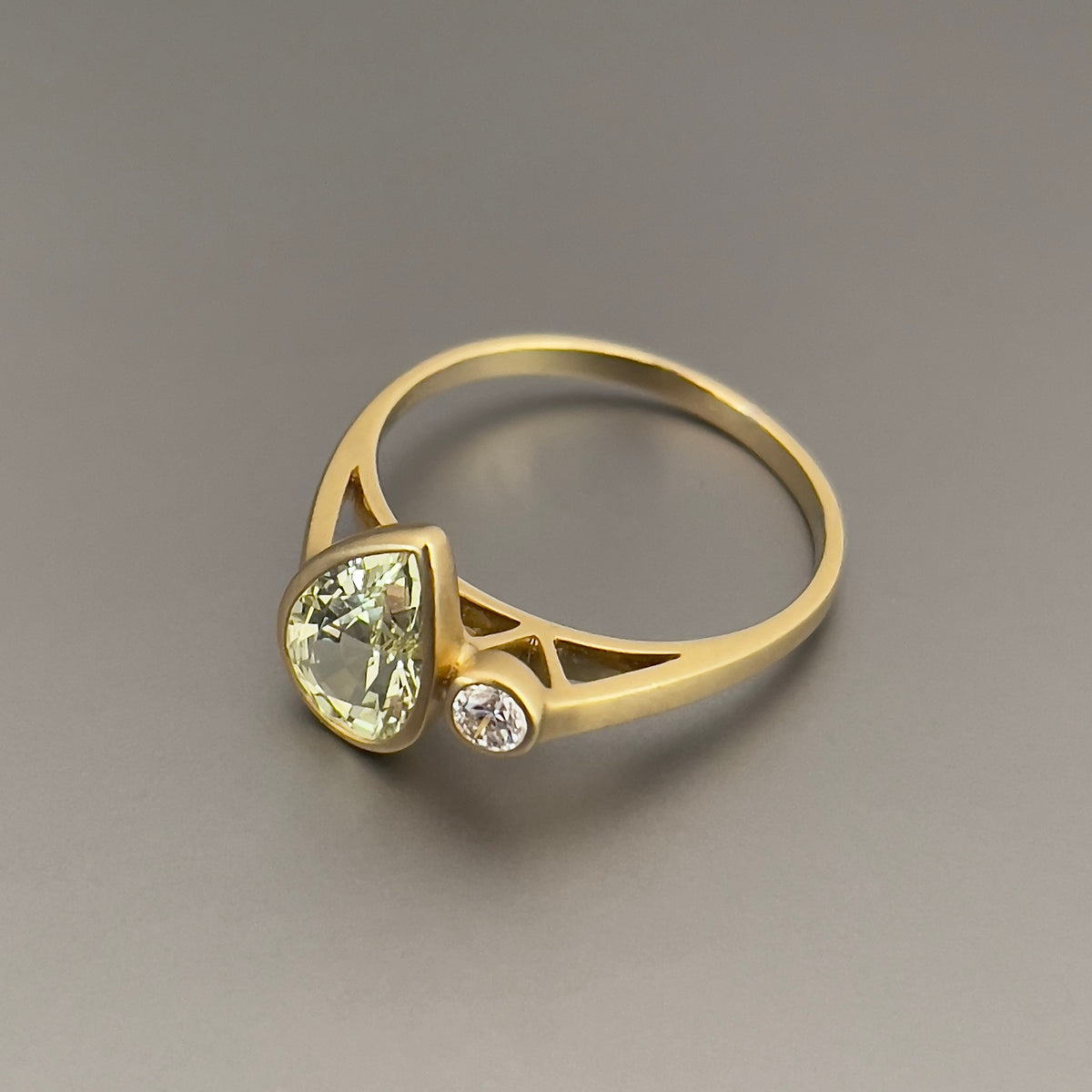 18K Chrysoberyl & Diamond 2-Stone Ring