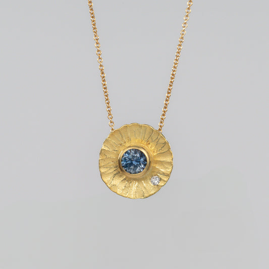 18k & Sapphire Radiant Pendant