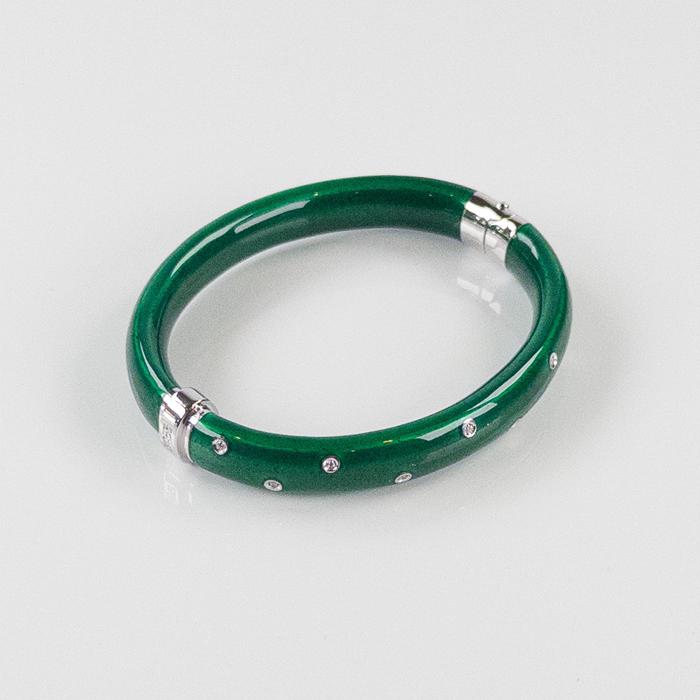 SOHO 9mm Sterling Silver and Emerald Green Enamel Bracelet with Diamonds (0.12ctw)